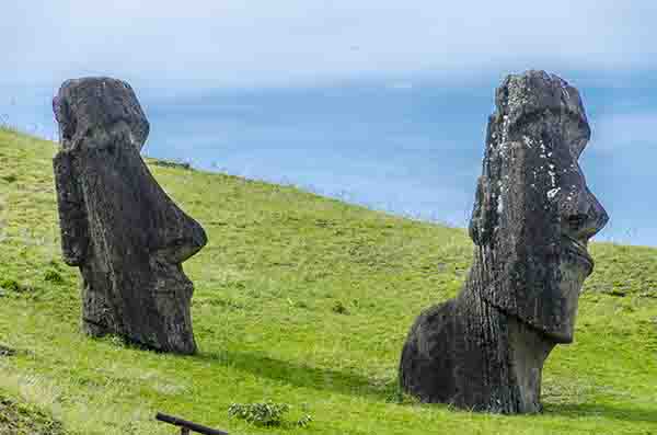 Chile - isla de Rapa Nui o Pascua 03 - Rano Raraku